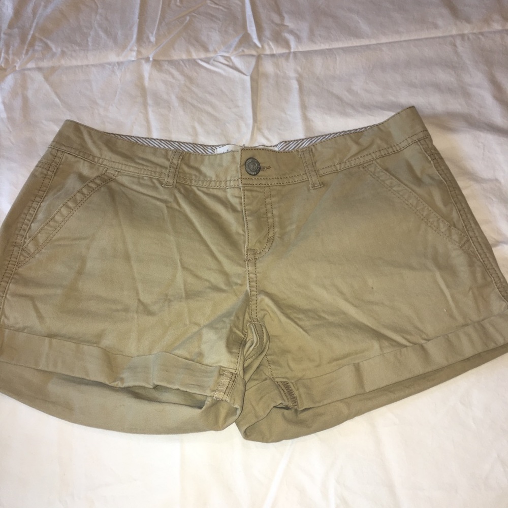 Aeropostale Khaki shorts